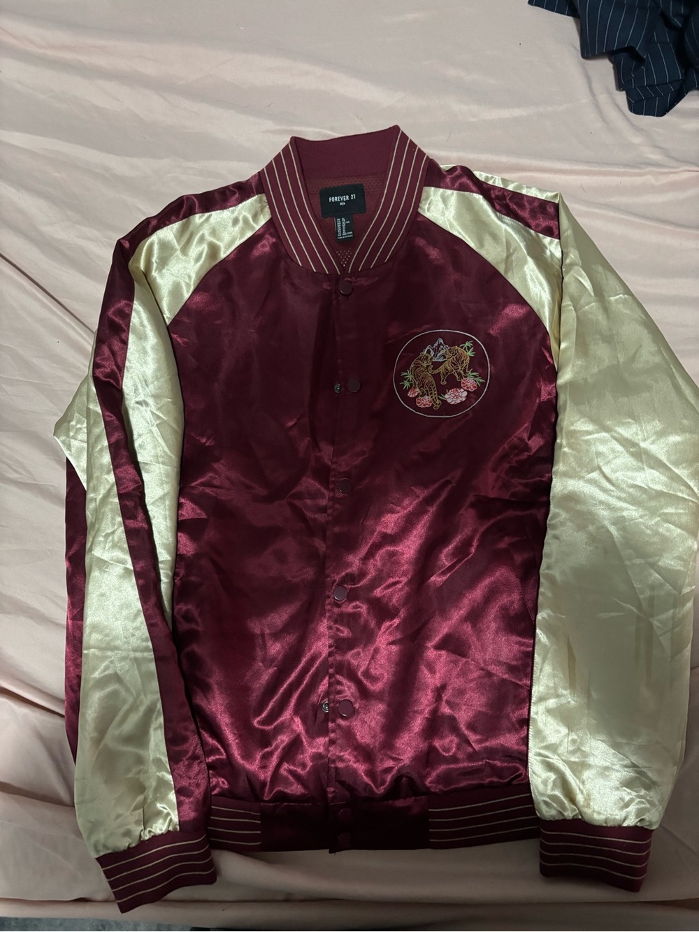 VINTAGE Forever 21 Men's Satin Bomber Jacket - Maroon & Cream Contrast